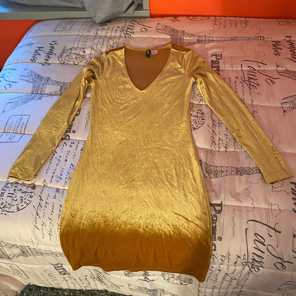 A small dress worn once